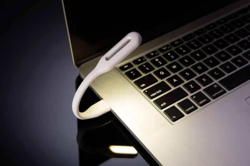 LED Laptop & USB Reading Light – Bendable Portable Lamp - ClickThatClicks 